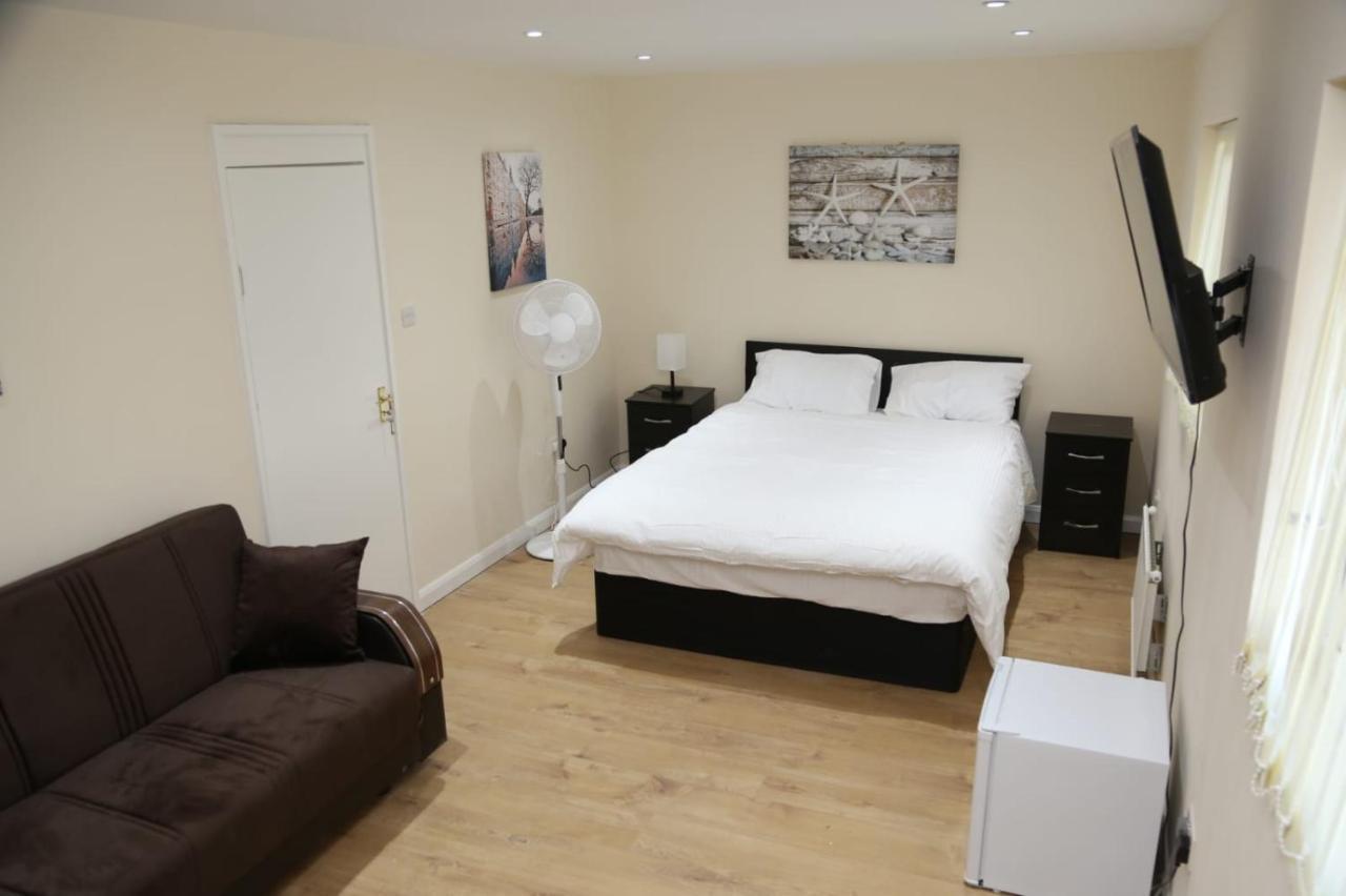 A A Guest Rooms Thamesmead Erith Dış mekan fotoğraf