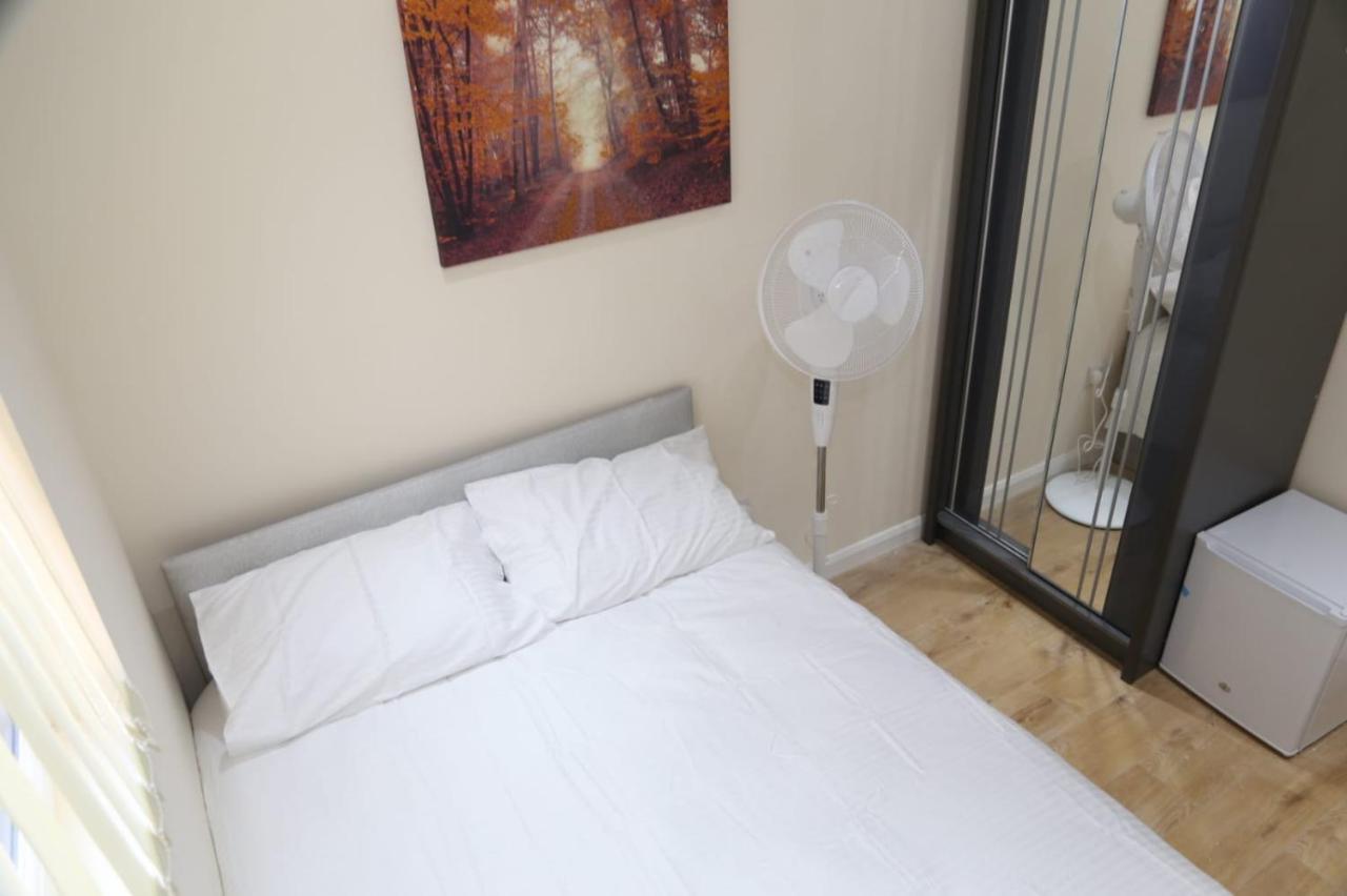 A A Guest Rooms Thamesmead Erith Dış mekan fotoğraf